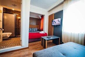 Evin Suit Hotel