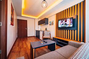 Evin Suit Hotel