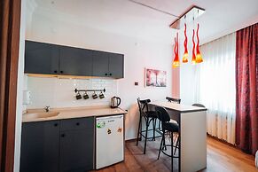Evin Suit Hotel