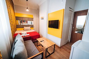 Evin Suit Hotel