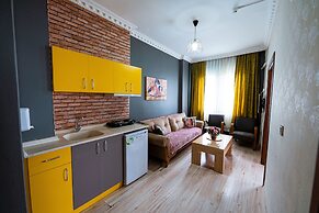 Evin Suit Hotel