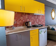 Evin Suit Hotel