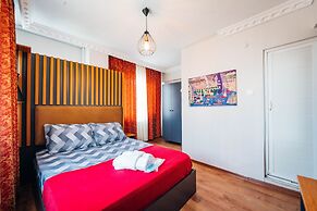 Evin Suit Hotel