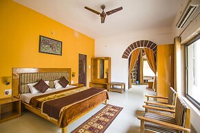 Jungle King Resort
