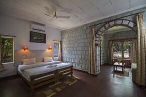 Jungle King Resort