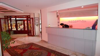 Nas Hotel