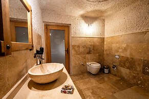 Design Cave Hotel
