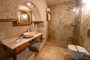 Design Cave Hotel