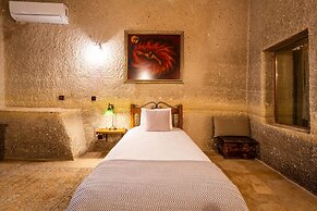 Design Cave Hotel