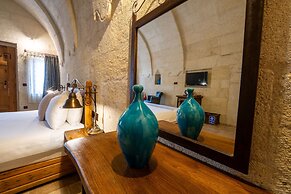Design Cave Hotel