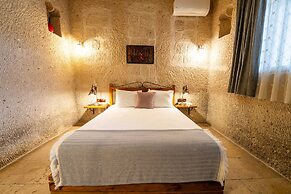 Design Cave Hotel