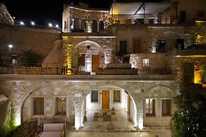 Design Cave Hotel