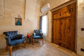 Design Cave Hotel