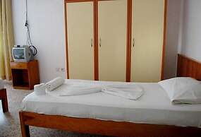 Cavdar Hotel