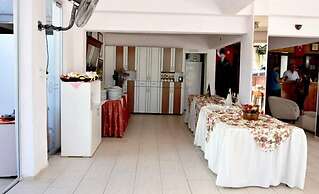 Cavdar Hotel