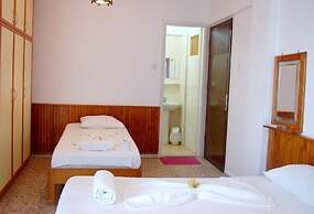 Cavdar Hotel