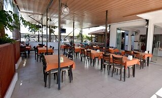 Cavdar Hotel