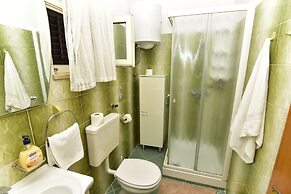 Rooms Tom