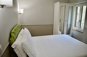 Sourire Hotel