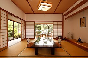 Albergo Yuraku