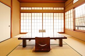 Albergo Yuraku
