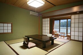 Albergo Yuraku