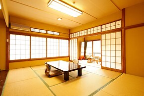 Albergo Yuraku