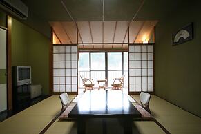Albergo Yuraku