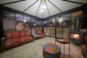 Arte Cave Hotel