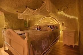 Iris Cave Cappadocia