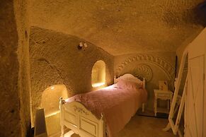 Iris Cave Cappadocia