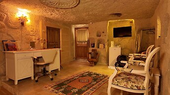 Iris Cave Cappadocia