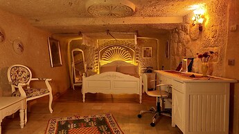 Iris Cave Cappadocia