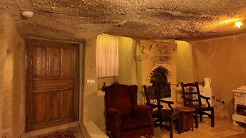 Iris Cave Cappadocia