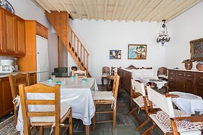 Marouso Villa Paros