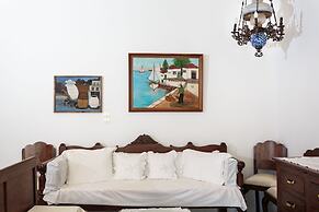 Marouso Villa Paros