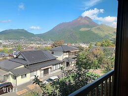 Yufuin Sunday