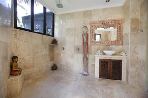 Bayshore Residence