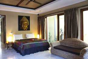 Bayshore Residence