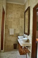 Bayshore Residence