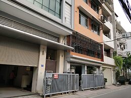 Zody Apartment