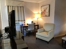 Cardinal Court Motel