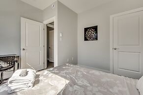 Spacious DAL & Downtown Apartments
