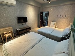 Dan Blue B&B