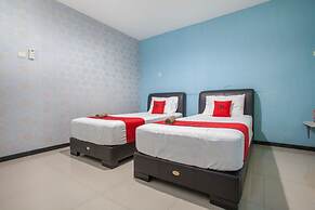RedDoorz @ Raya Tidar