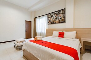 RedDoorz @ Sersan Bajuri Atas