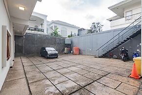 RedDoorz @ Sersan Bajuri Atas