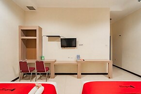 RedDoorz @ Sersan Bajuri Atas