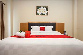 RedDoorz Premium @ Jalan Cengkeh