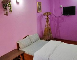 Anmol Guest House
